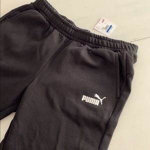 Men’s PUMA Sweat pants with pockets. NWT.